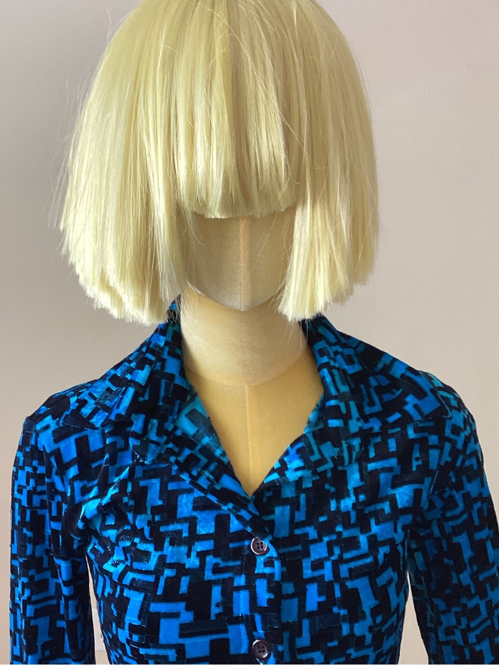 Bigi Sports Electric Blue Velvet Geometric Button-Down Shirt SZ XS - Picture 4 of 5